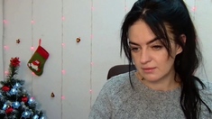 Brunette amateur Ukrainian babe webcam solo